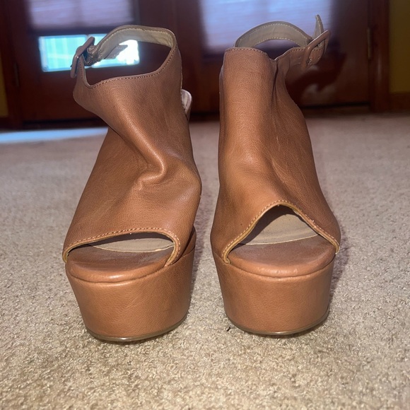 Steve Madden Gabby Cognac Heels- Size 8 - Picture 10 of 10